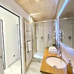 D1mora Nautilus - Incredible Location At Villa Roina