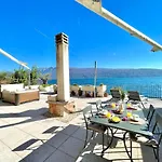 D1mora Nautilus - Incredible Location At Villa
