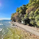 D1mora Nautilus - Incredible Location At Villa Roina
