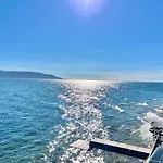 D1mora Nautilus - Incredible Location At Villa *