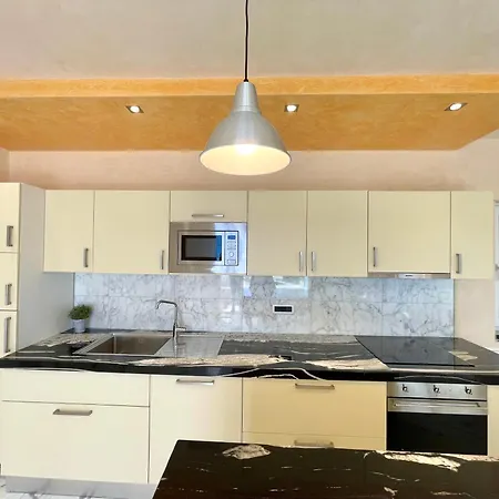 Villa D1mora Nautilus - Incredible Location At